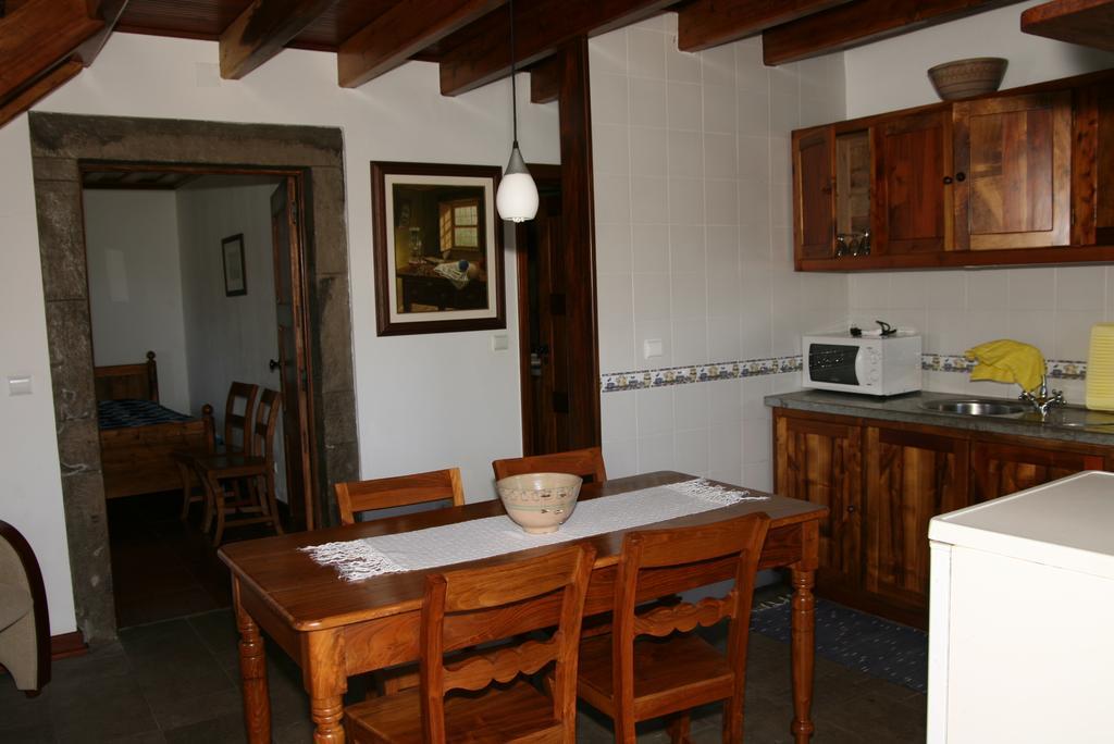 Quinta Dos Figos "5 Trevos Gold" Βίλα Praia da Vitória Δωμάτιο φωτογραφία