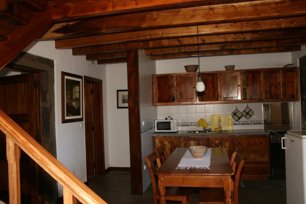 Quinta Dos Figos "5 Trevos Gold" Βίλα Praia da Vitória Δωμάτιο φωτογραφία